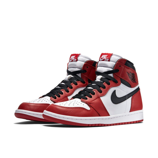 Nike Air Jordan 1 Retro High OG "Chicago"