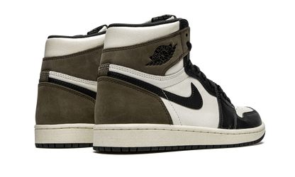 Nike Air Jordan 1 Retro High "Dark Mocha"