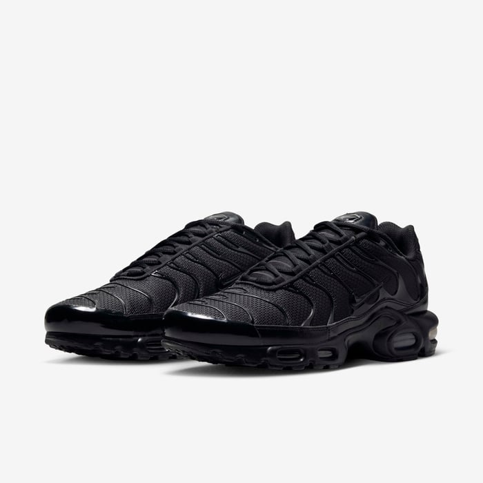 Nike Air Max Plus TN "Triple Black"